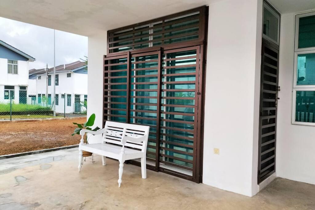 Iris 55 Corner Lot House Spacious Outdoor With Wi-Fi ジョホールバル エクステリア 写真